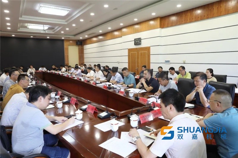 1657332423103871.jpg 08-46-17-72-283825.jpg